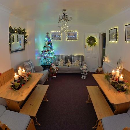 The Willows Stratford-upon-Avon Extérieur photo