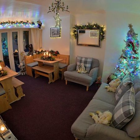 The Willows Stratford-upon-Avon Extérieur photo