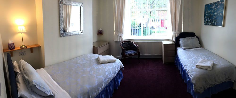 The Willows Stratford-upon-Avon Extérieur photo