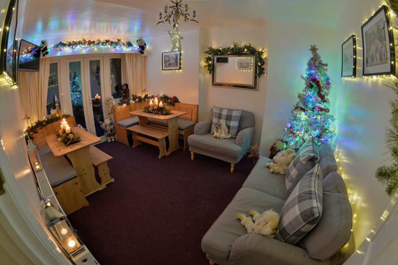 The Willows Stratford-upon-Avon Extérieur photo